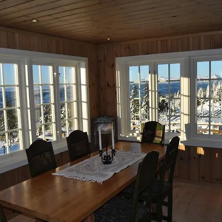 Tatil Evi Lostegard At The Of Golsfjellet Gol