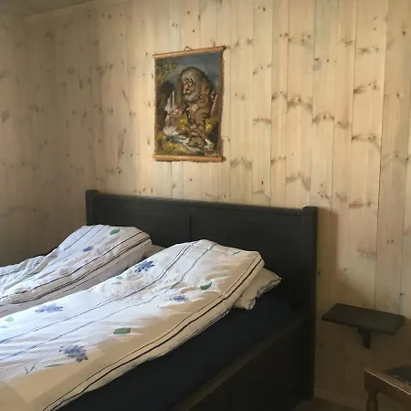 Tatil Evi Lostegard At The Of Golsfjellet